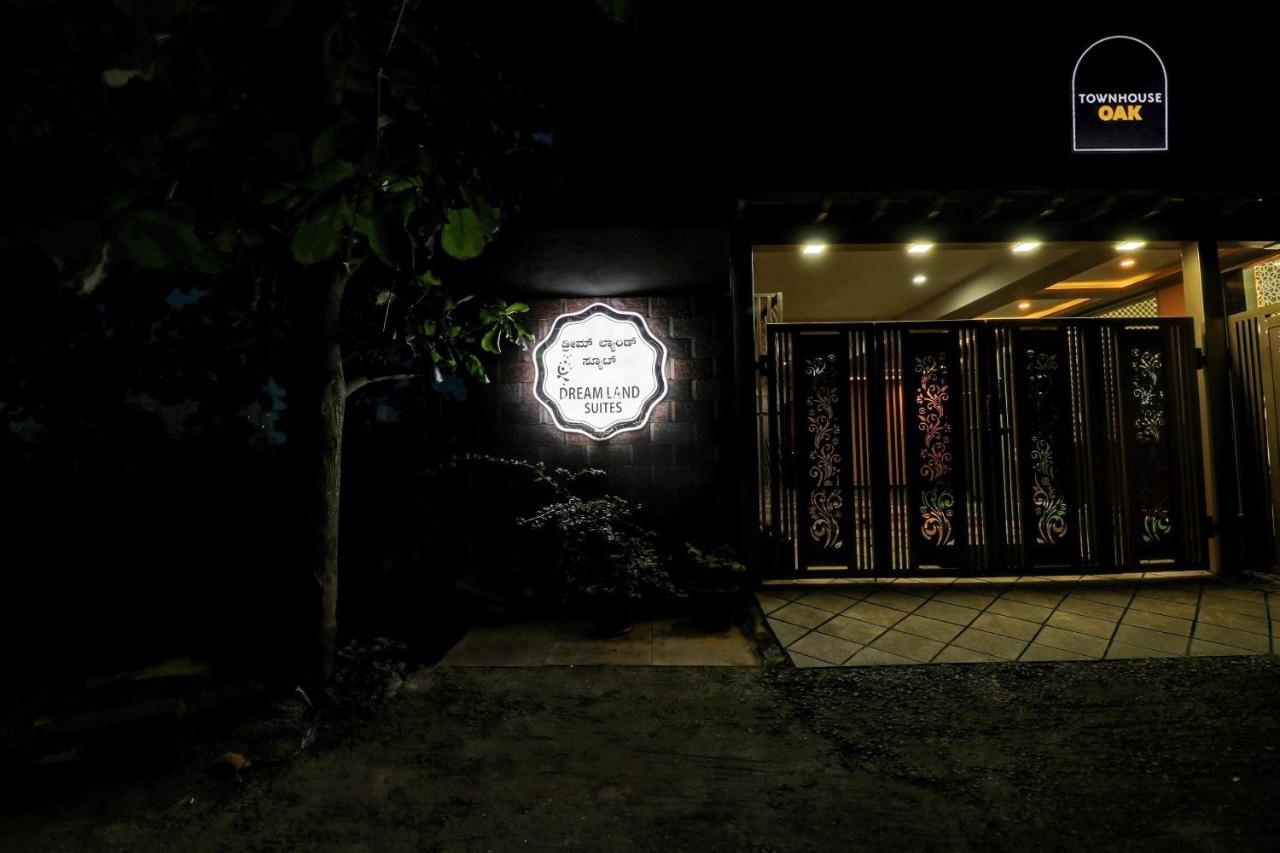 Townhouse Oak Dreamland Suites Yelahanka Exterior photo