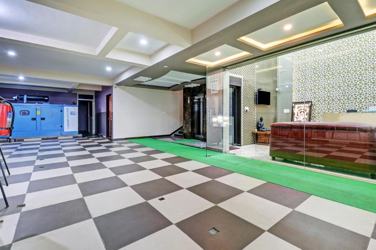 Townhouse Oak Dreamland Suites Yelahanka Exterior photo