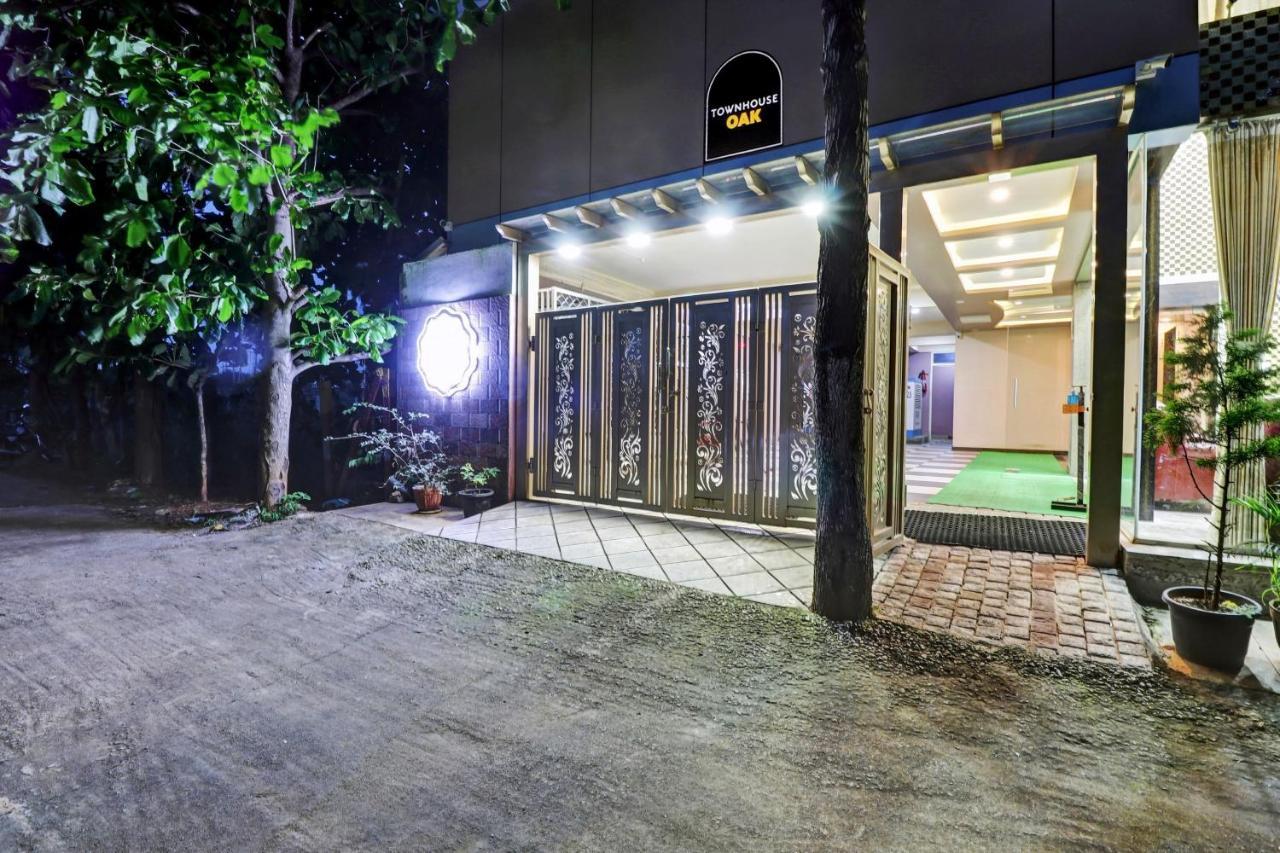 Townhouse Oak Dreamland Suites Yelahanka Exterior photo